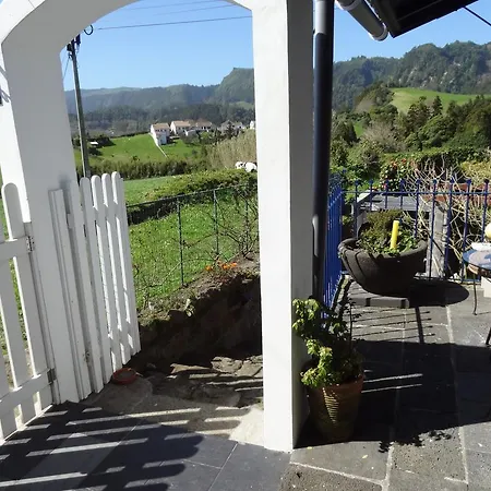 Casa Do Rei * Furnas (Azores)