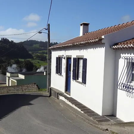Casa Do Rei Furnas (Azores)